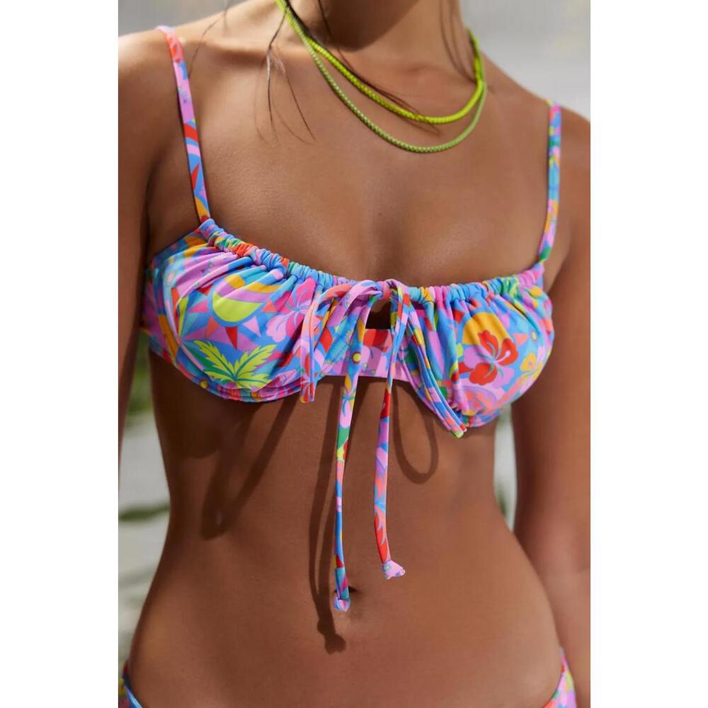 Kulani Kinis Ruched Underwire Bikini Top - Small